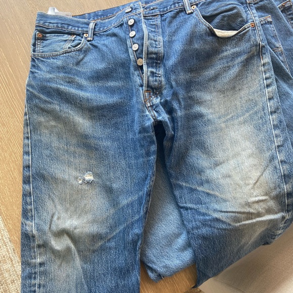 Vintage Levi’s 501 button fly jeans- price per 1 pair - Picture 12 of 15